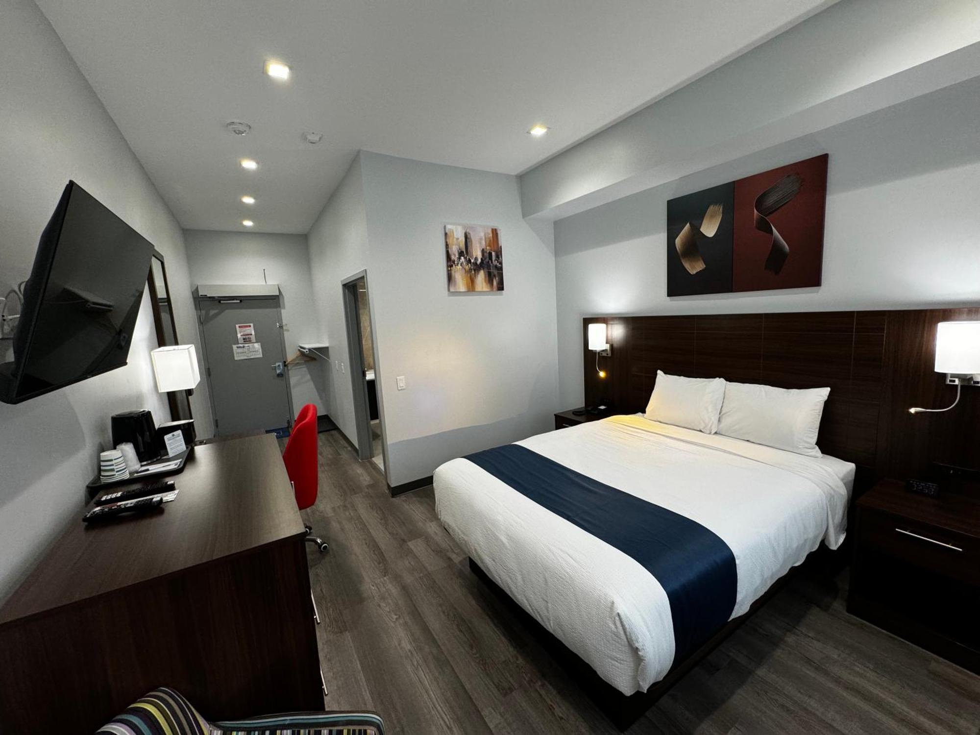 Travelodge By Wyndham Cochrane Kültér fotó