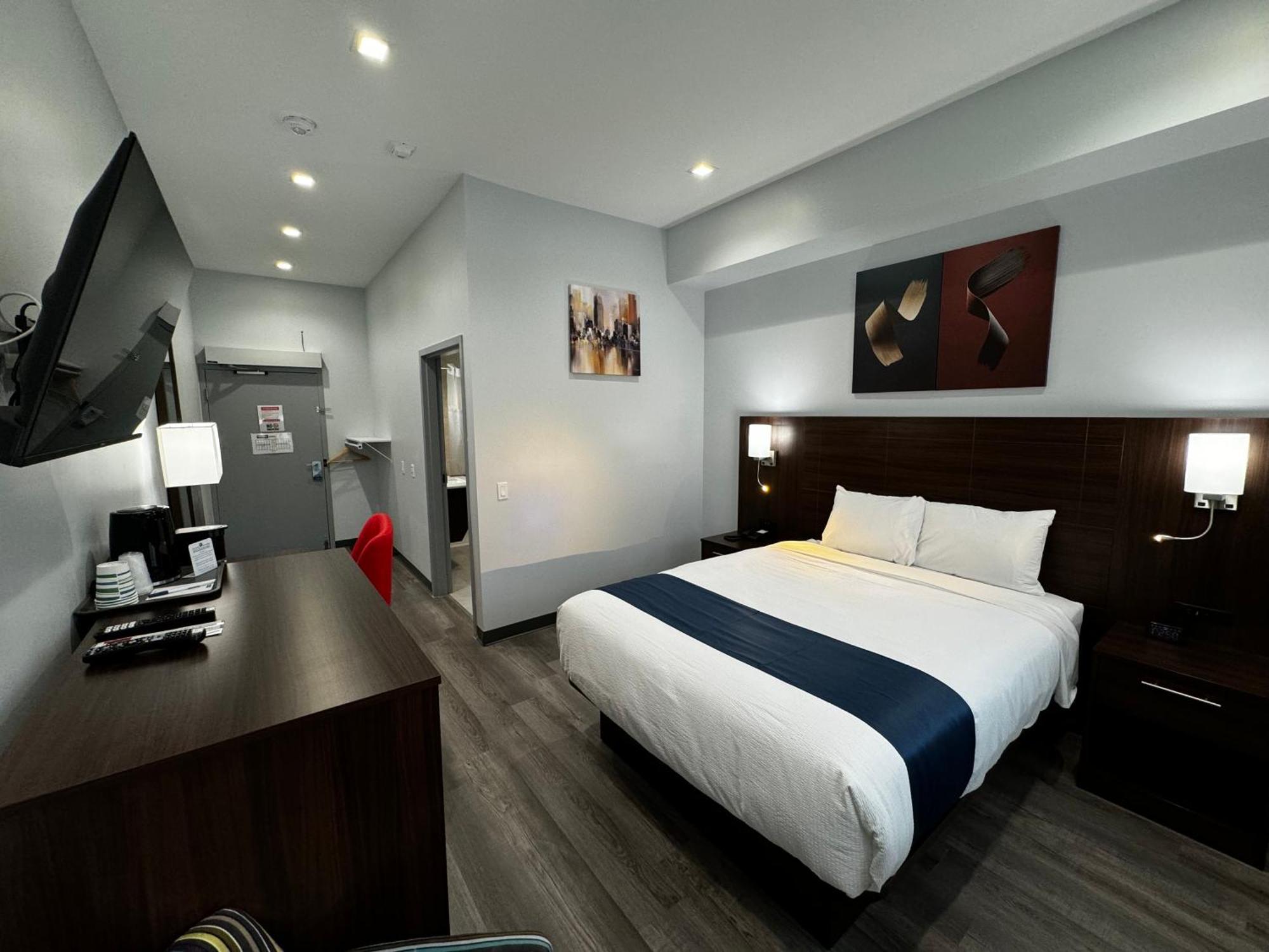Travelodge By Wyndham Cochrane Kültér fotó