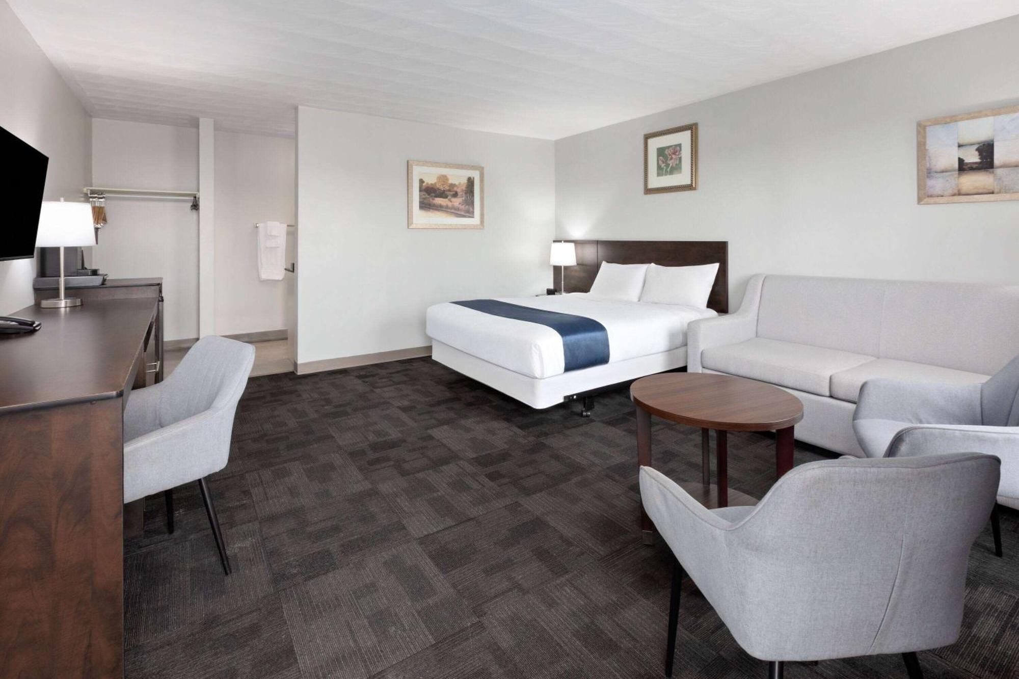 Travelodge By Wyndham Cochrane Kültér fotó