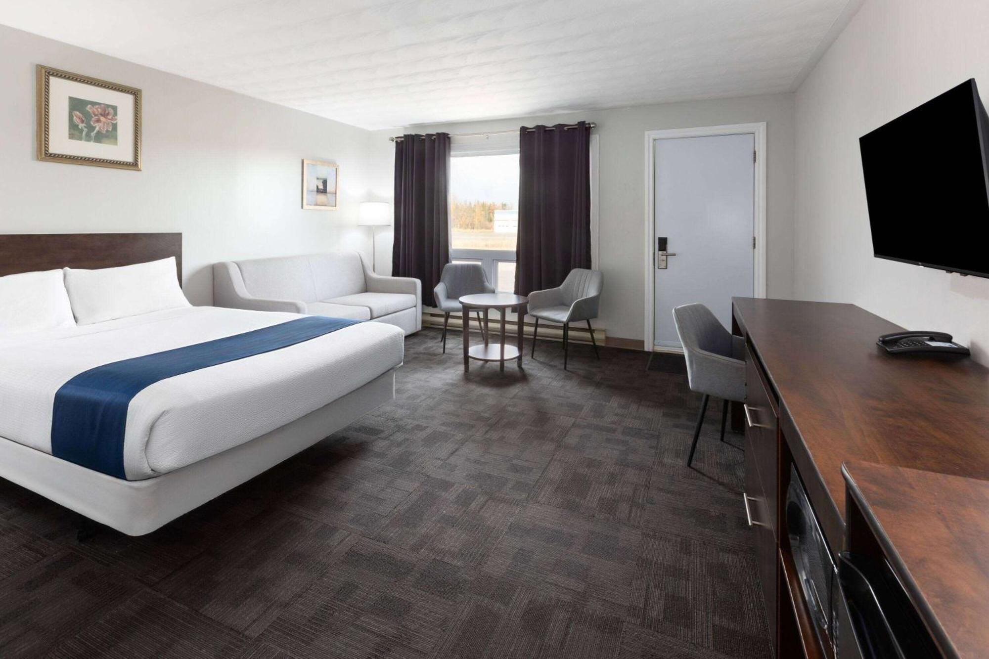 Travelodge By Wyndham Cochrane Kültér fotó